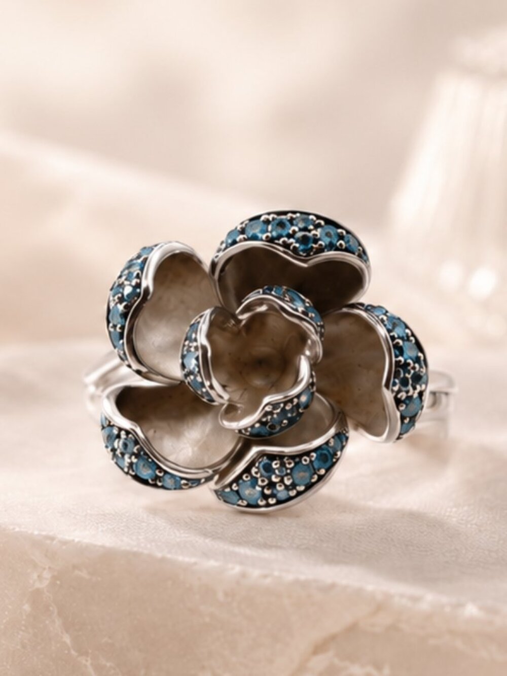 Lagoon Flower Ring